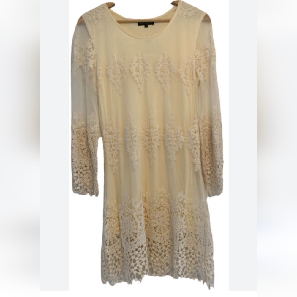 ❤️Atmosphere pullover dress floral long sleeve off white lace flowy size…